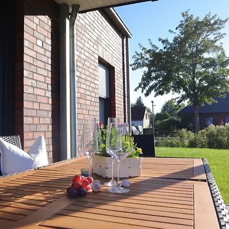 Апартаменты Wat Mutt *