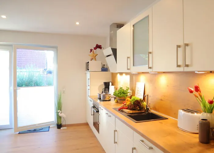 Wat Mutt دورم نيوفيلد